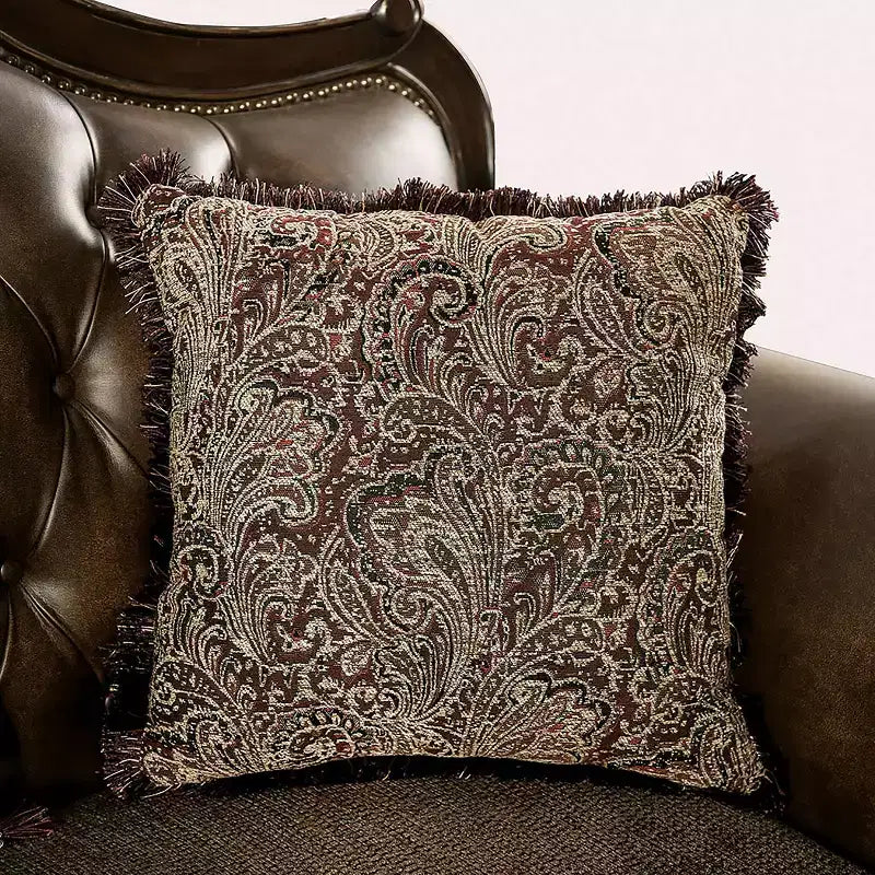 Divanetto tradizionale con borchie decorative marrone