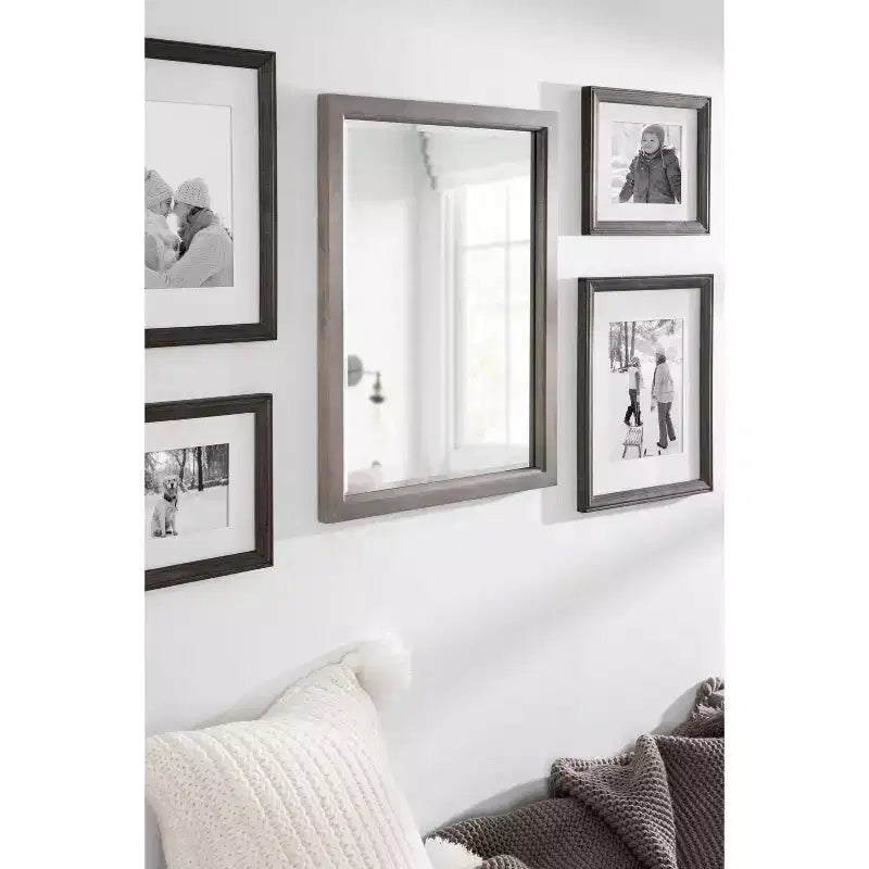 Specchio decorativo da parete con cornice in legno Hogan
